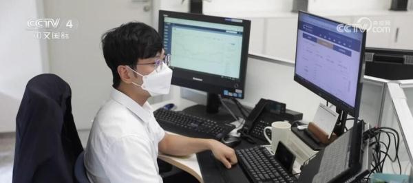 新闻观察：中国国际收支保持基本平衡 货物贸易顺差处于较高水平